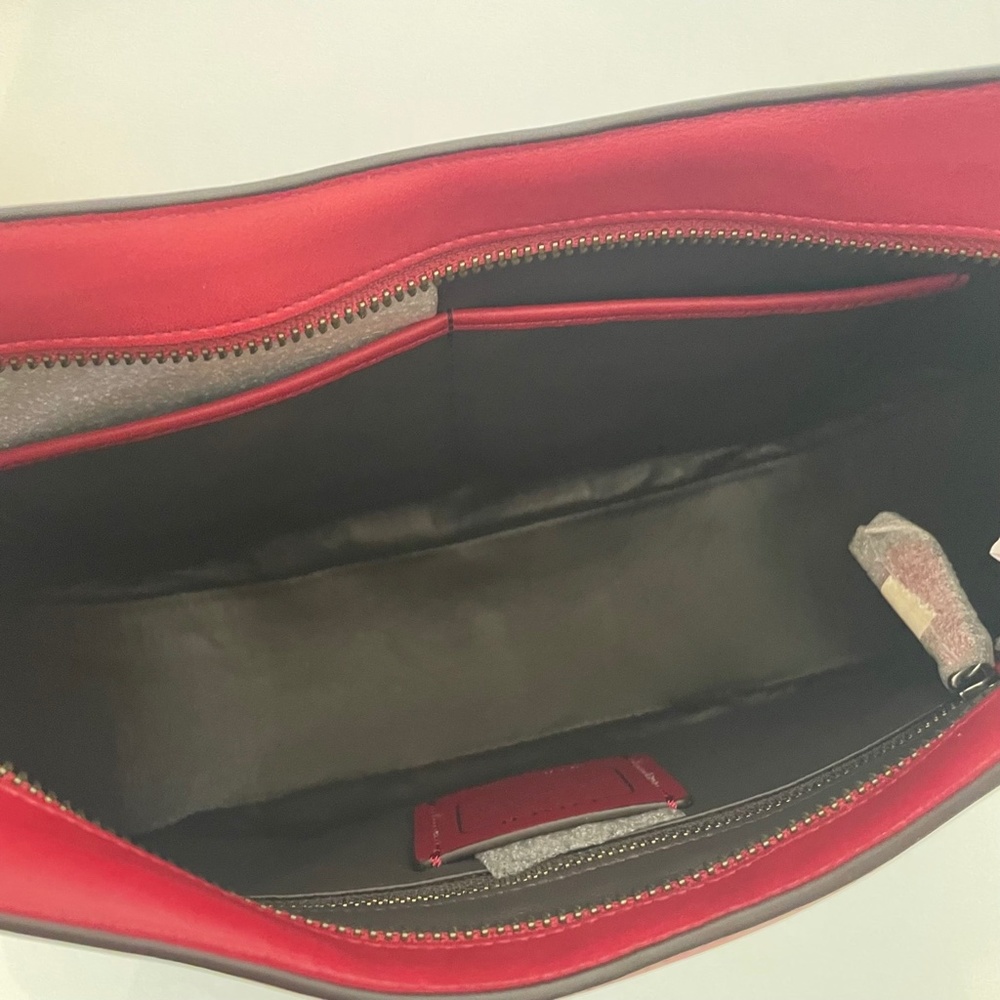 Coach Nomad Glovetanned Leather Lined Cherry Red 54446 Crossbody Bag - Picture 9 of 12